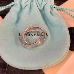 TIffany Interlocking ring 6.5
